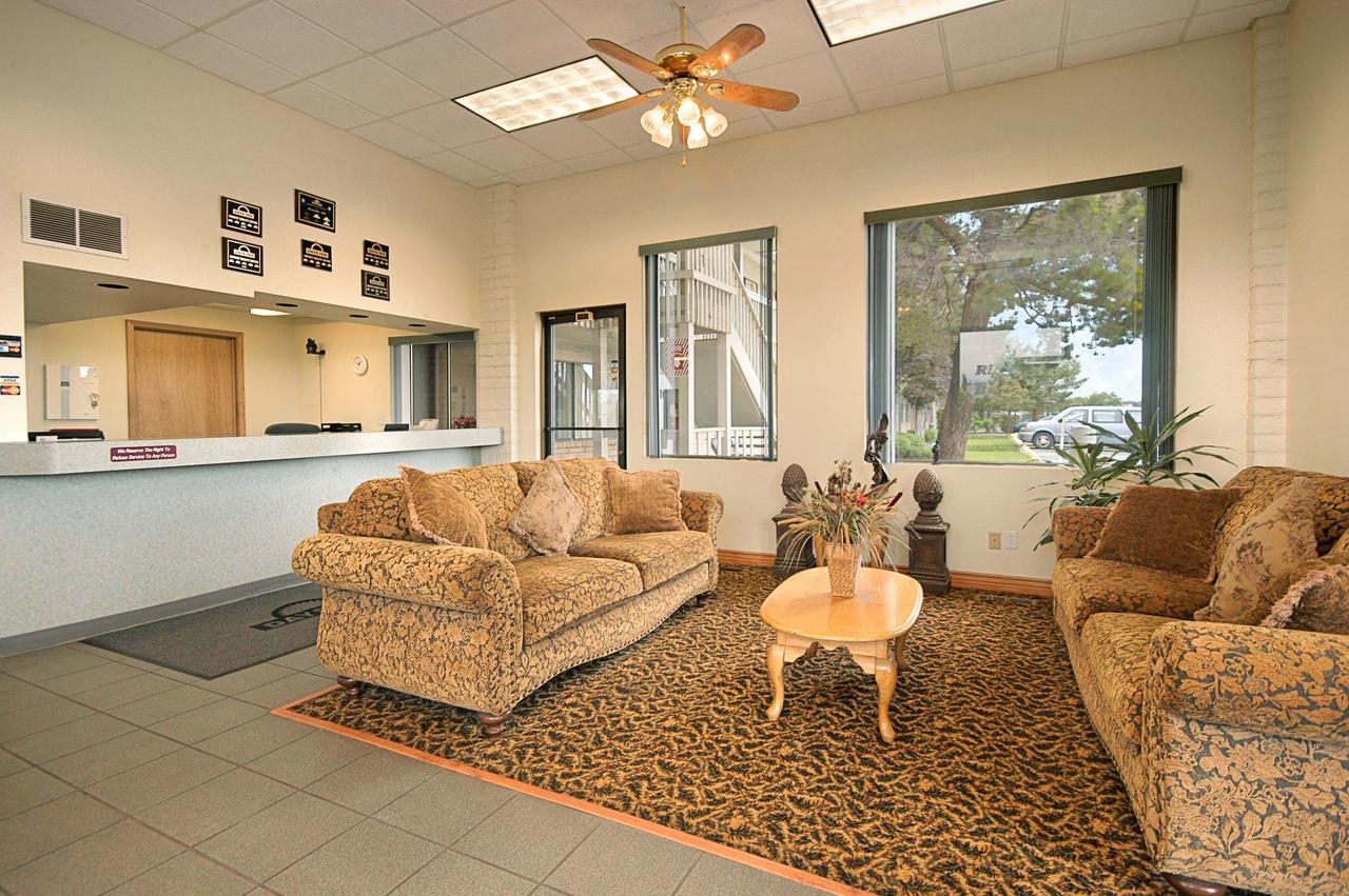 Days Inn By Wyndham Richland Esterno foto